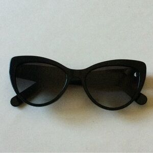 FERRAGAMO SF930S 01 BLACK SUNGLASSES WITH FERRAGAMO CASE NEW